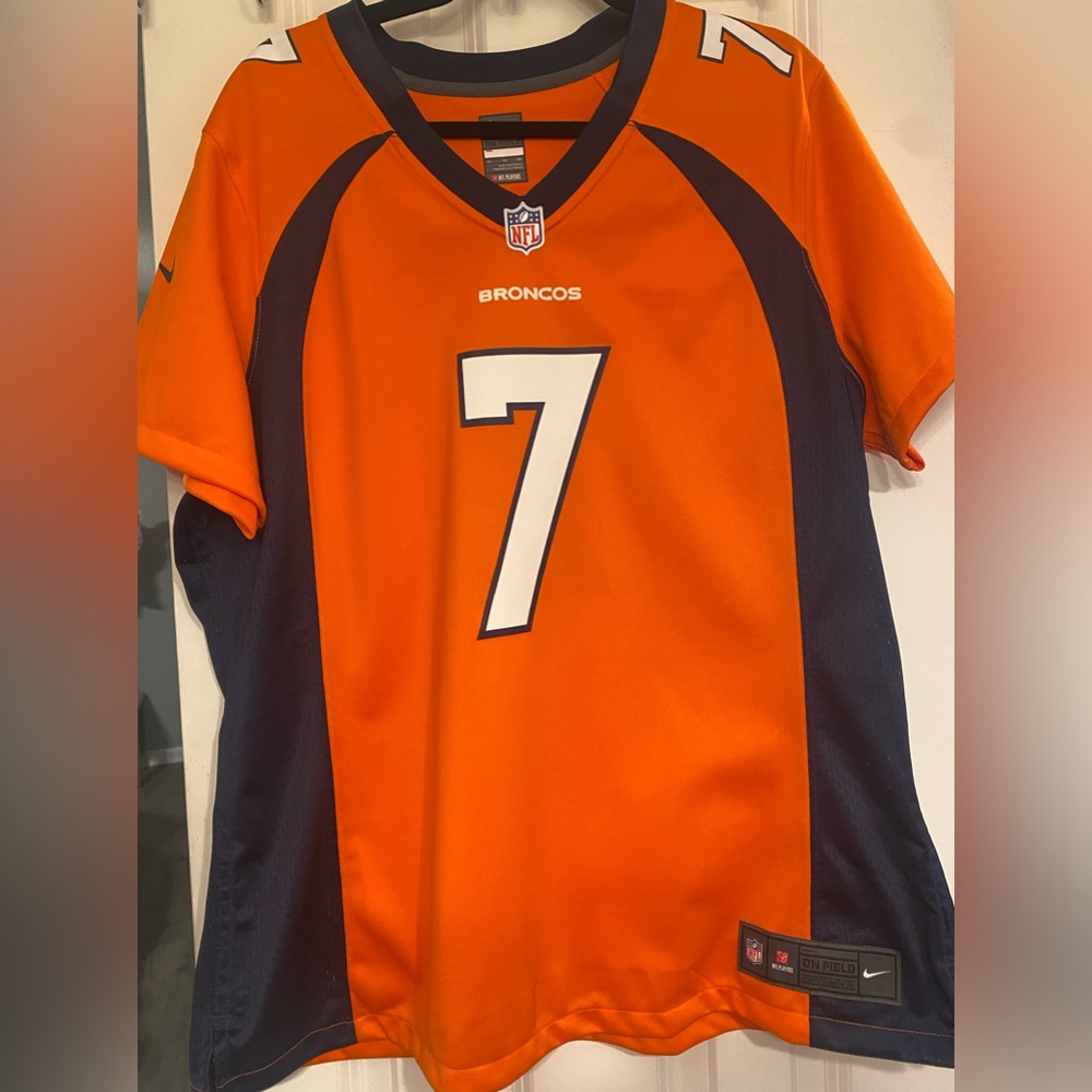 NFL Denver Broncos John Elway Jersey never worn
